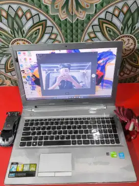 LENOVO Z50-70 9BCN91 GreyWhite Edition [VGA NVIDIA 4GB]