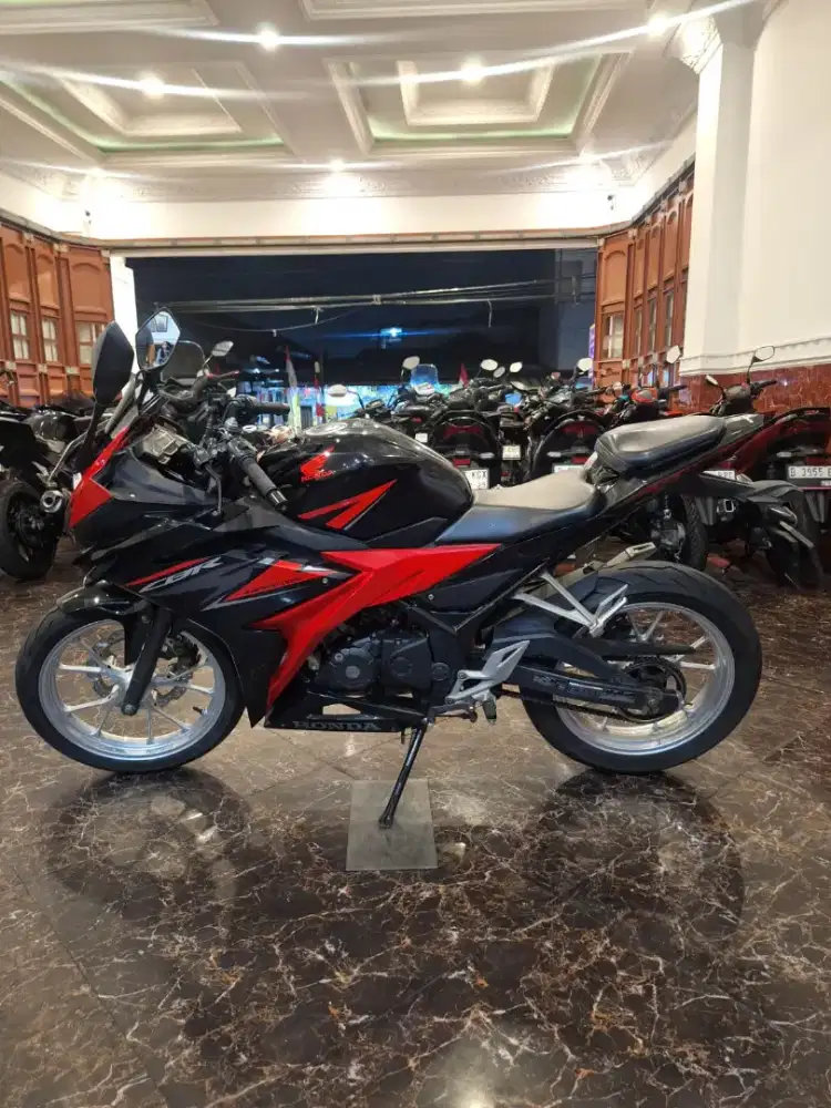 SALES IMA DP 500RB HONDA CBR 150 2019 . BISA BAYAR DI SHOPEE COD