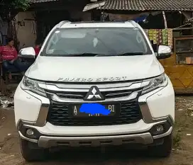 Pajero sport Dakar 2017 putih