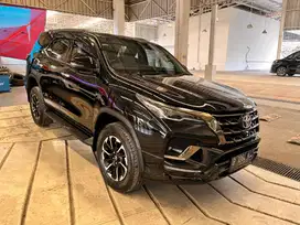 Toyota Fortuner 2.8 VRZ GR Sport AT 2022 Hitam