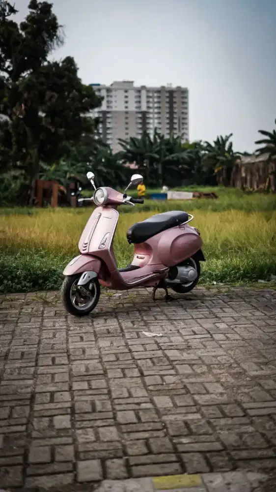 VESPA PRIMAVERA 150 3V 2014 PERFECT CONDITION