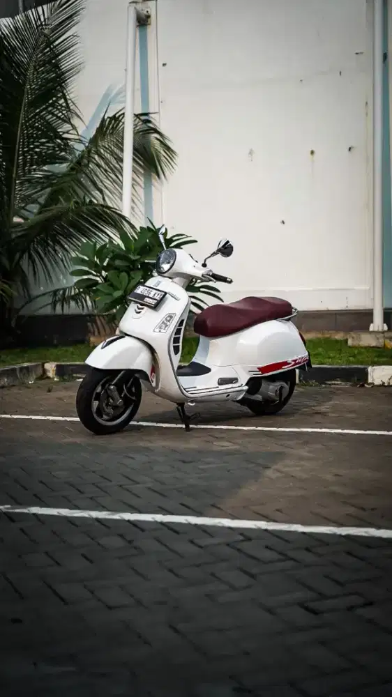 VESPA GTS 150 3V 2014 PERFECT CONDITION