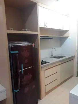 Apt. Bale Hinggil Studio FF Interior Bagus