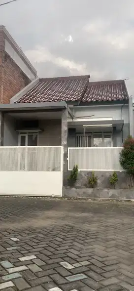 Rumah baru inden Harga Terjangkau Pandanwangi Sulfat