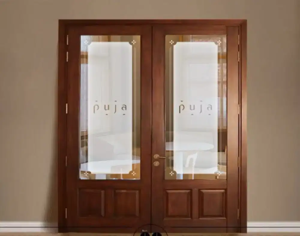 Pintu kaca grafir