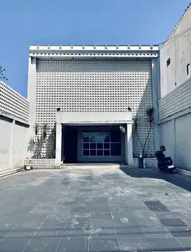 DISEWAKAN RUKO COCOK UNTUK KANTOR DI DEPOK SLEMAN