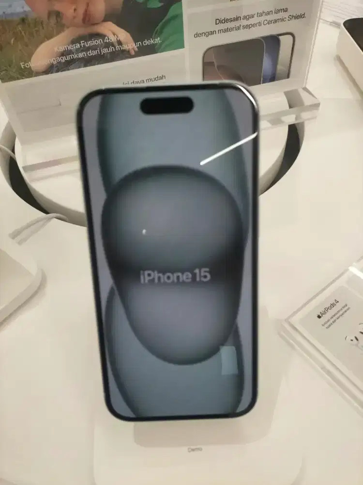 iPhone 15 128GB