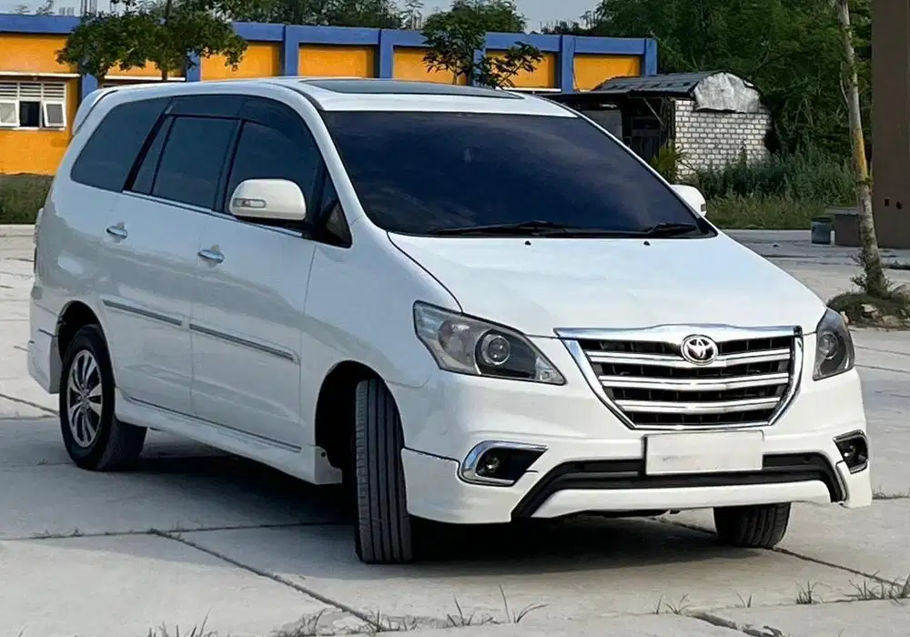 Innova 2.5 V matic solar diesel 2015