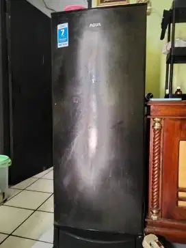 Kulkas aqua 1pintu
