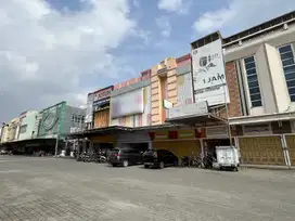 Ruko Gandeng 2  Komplek Grand Cemara Asri