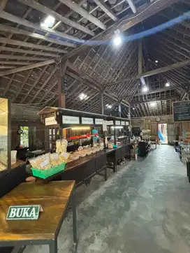 Disewakan Ruang Usaha resto di jl kaliurang ngaglik Sleman