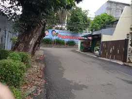 Rumah Rapi Siap Huni Di Kemang Jakarta Selatan
