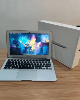 MacBook Air 2015 Intel Core i5 Ram 4GB SSD 256GB Siap Pakai