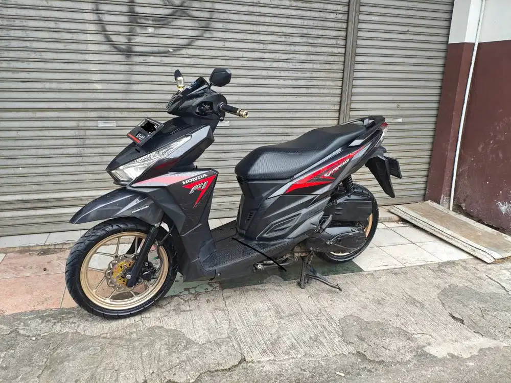Vario 125/2015 tangan pertama