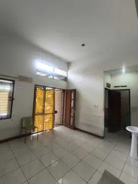 Jual rumah di Cluster komplek perumahan main road jalan Kopo  Katapang
