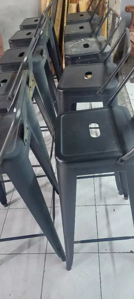 Bangku bar cafe informa