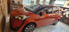 Toyota sienta AT cvt 2016 type V