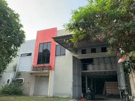 Gudang siap pakai ada kantor dan rak barang 2 lantai marunda center