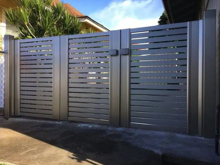 model pagar kombinasi kayu