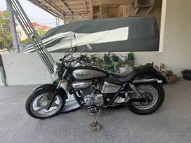 Honda Phantom 2005