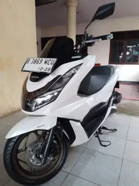 HONDA PCX ABS 2023 LOW KM KONDISI SANGAT BAGUS