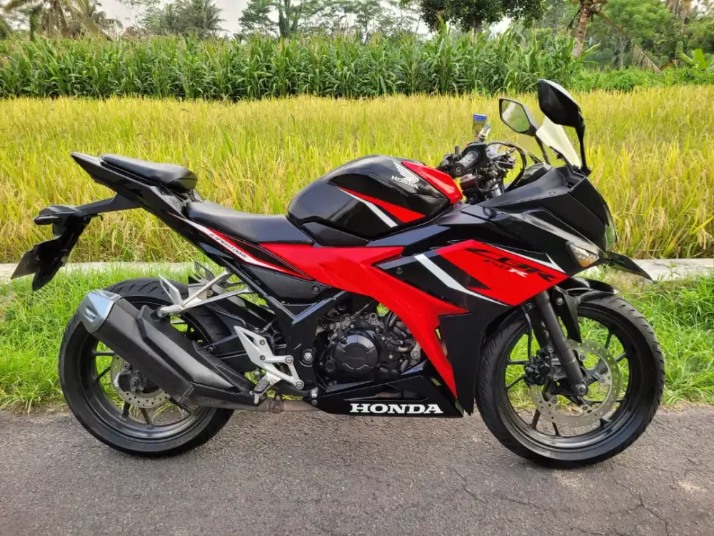 CBR 150 2016 Mulus murah istimewa