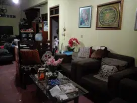 Dijual Rumah Selantai Siap Huni di Komplek Taman Cibaduyut Indah