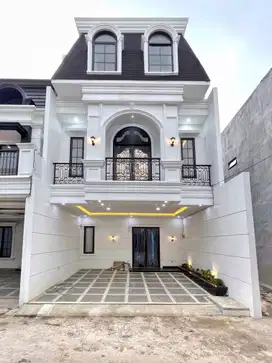 Rumah Mewah Dalam Cluster Pinggir Jalan Lokasi Strategis Di Jagakarsa