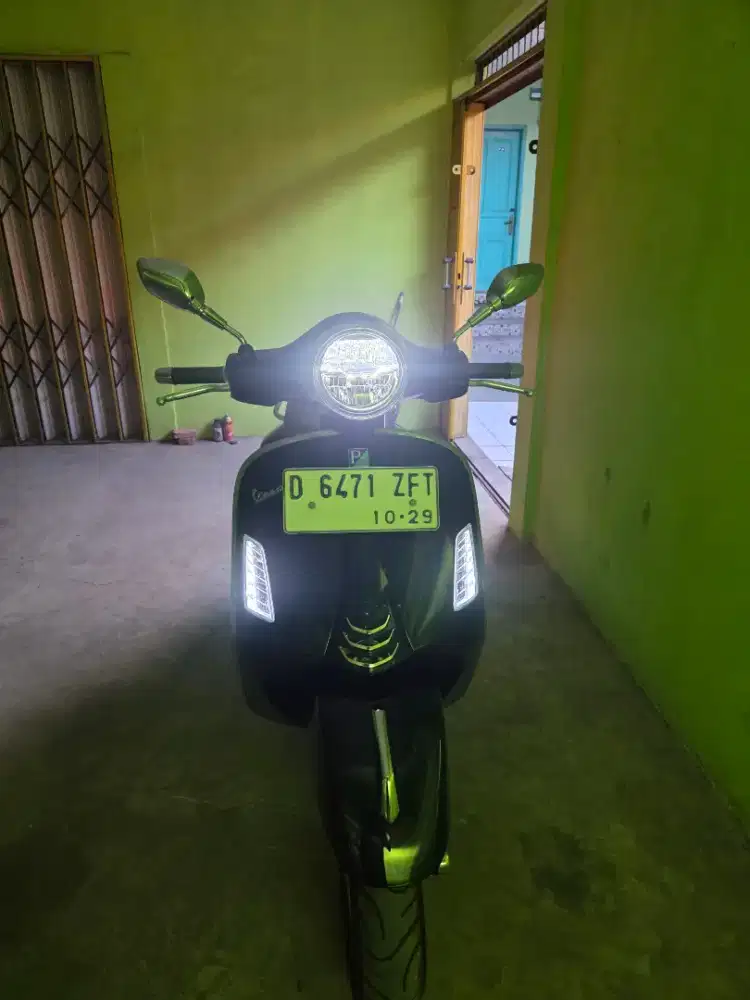 VESPA GTS KEYLESS 2024