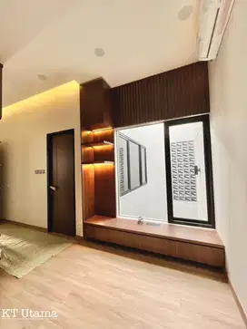 DIJUAL RUMAH STRATEGIS DI LIPPO CIKARANG BEKASI