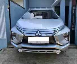 Mitsubishi Xpander Ultimate 1.5-AT 2017 / 2019 Silver