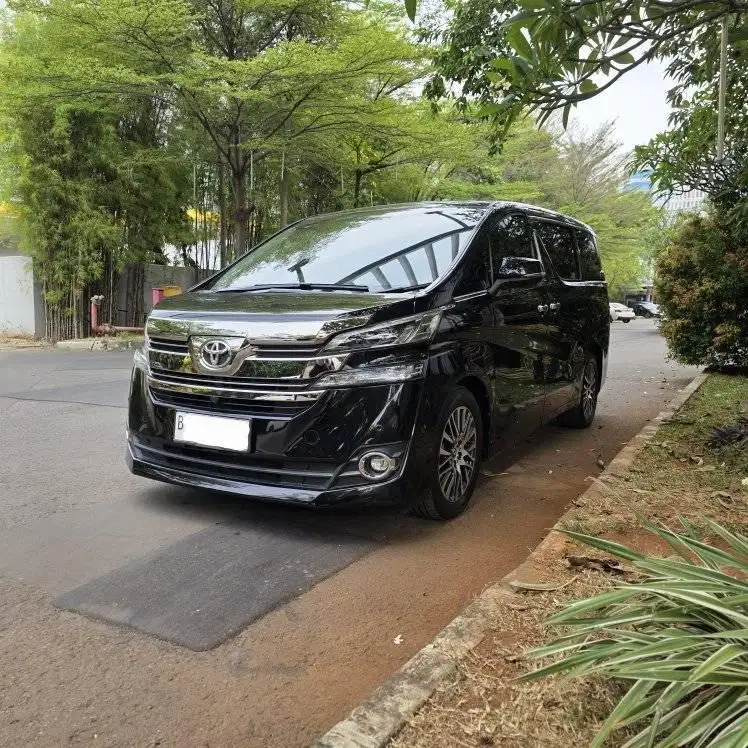 2017 Toyota Vellfire G Km 60000