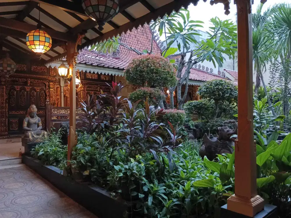 RUMAH NUANSA CLASSIC BOUTIQUE GUEST HOUSE LEBAK BULUS JAKARTA SELATAN