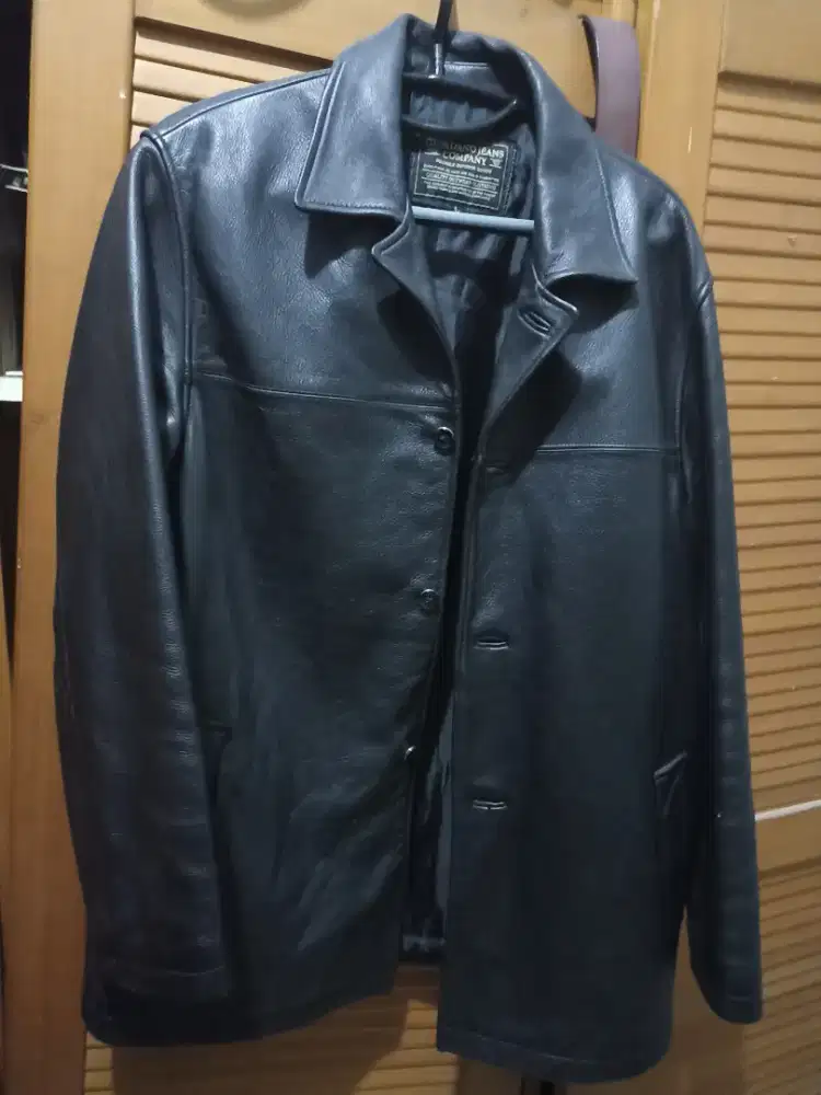 Jaket kulit asli