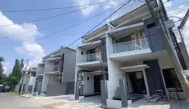 Rumah 2lantai Ready kutisari Di Harmoni Kutisari Selatan Surabaya