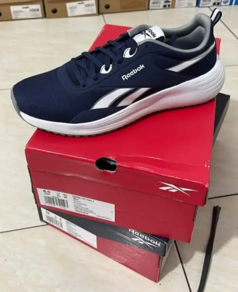 sepatu reebok ori store