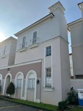 Dijual Rumah Kost di Alesha Vanya Park BSD