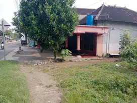 Rumah strategis T 118/118 muka 9m  akses jaln raya Polokarto Sukoharjo