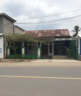 Rumah Strategis Pinggir Jalan Utama Sukatani Purwakarta