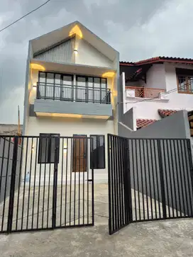 Rumah Baru 2 Lantai Bebas Banjir Komplek Ciputat Baru