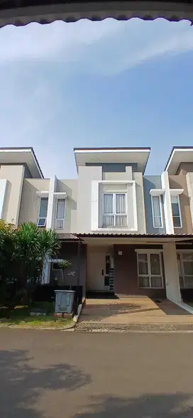 RUMAH SEMI FURNISHED CLUSTER ROSINI GADING SERPONG, TANGERANG