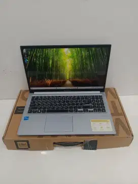 Laptop asus vivobook X1502ZA