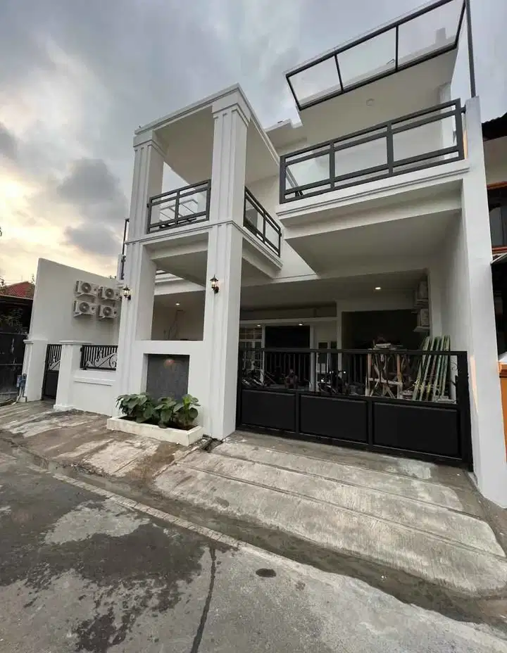 Rumah kost exclusive si gura gura kota malang