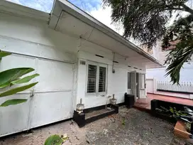 Disewakan Bangunan ex guest house jl Kampar dekat Sutos, Ciwo