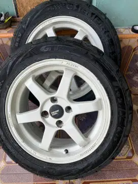 Velg JF luxury te37 r15 l6,5 et42
