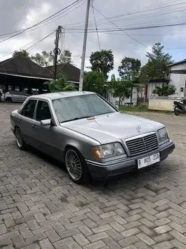 Mercedes Benz E320 W124 1995