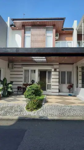 Rumah Dijual Kota Wisata 2 Lantai Siap Huni Rapih KPR Cash