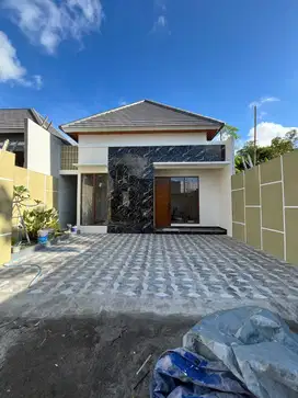 RUMAH MEWAH LIMASAN MODERN Di JALAN KALIURANG KM 13 NGEMPLAK SLEMAN