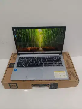 Laptop asus vivobook X1502ZA