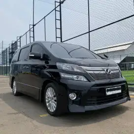 Toyota Vellfire ZG 2012 [PERFECT CONDITION]